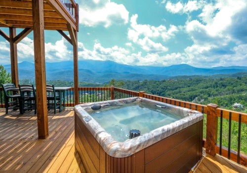 What is the Average Size of Rental Cabins in Middle Tennessee?